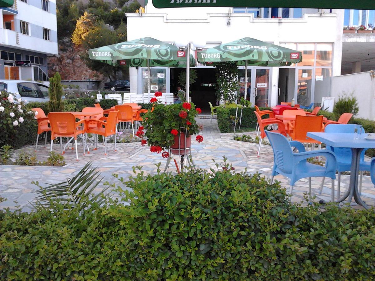 Hotel Kaqaniku Shëngjin Buitenkant foto