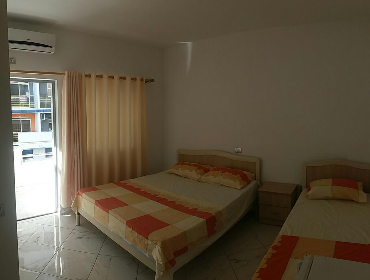 Hotel Kaqaniku Shëngjin Buitenkant foto