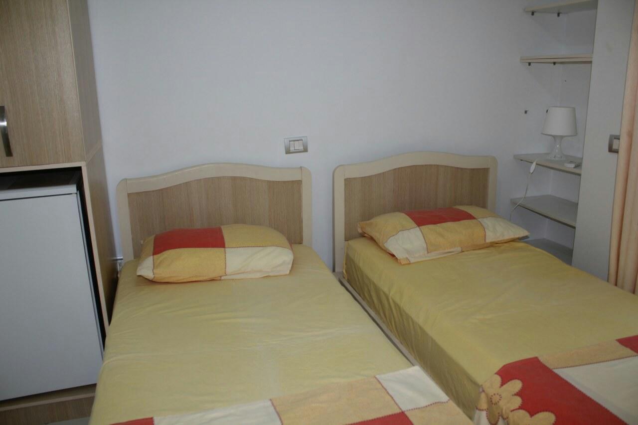 Hotel Kaqaniku Shëngjin Buitenkant foto