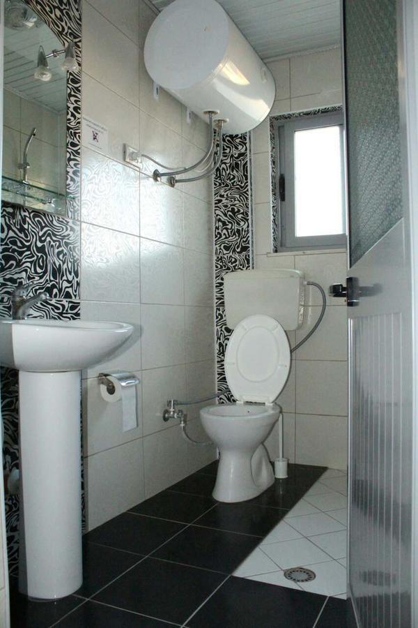 Hotel Kaqaniku Shëngjin Buitenkant foto