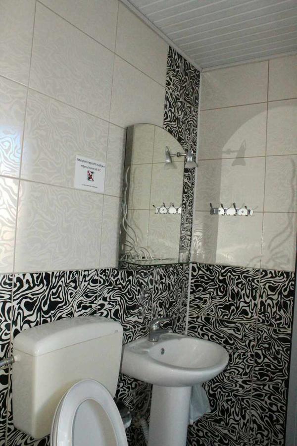 Hotel Kaqaniku Shëngjin Buitenkant foto